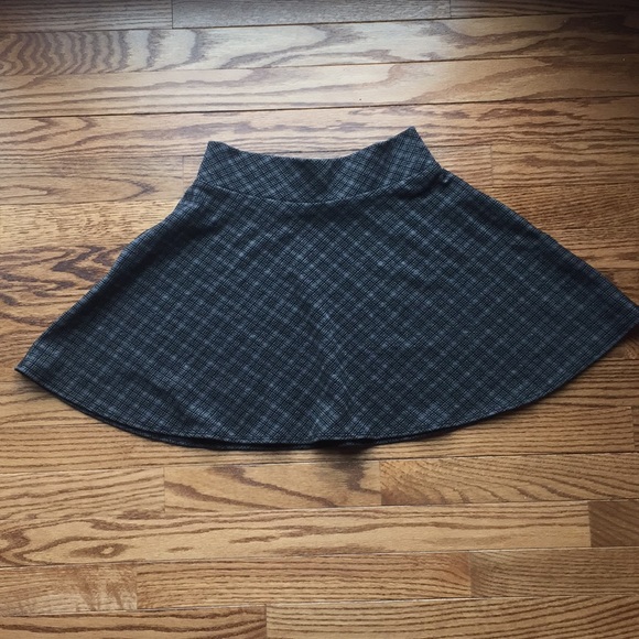 Cheryl Creation skater skirt plaid design - Picture 1 of 7